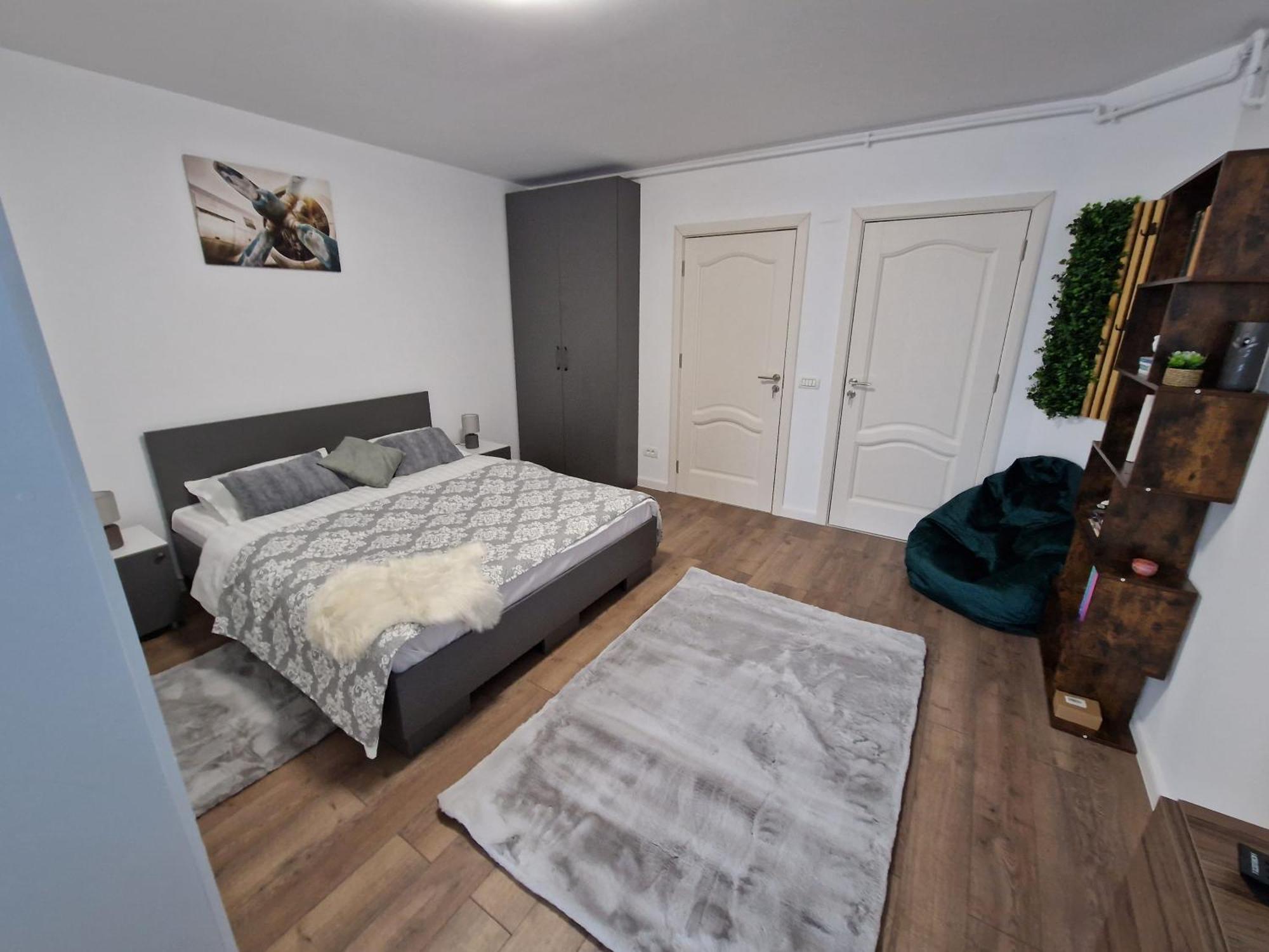 Craitelor Boutique Airport Apartment Отопени Экстерьер фото